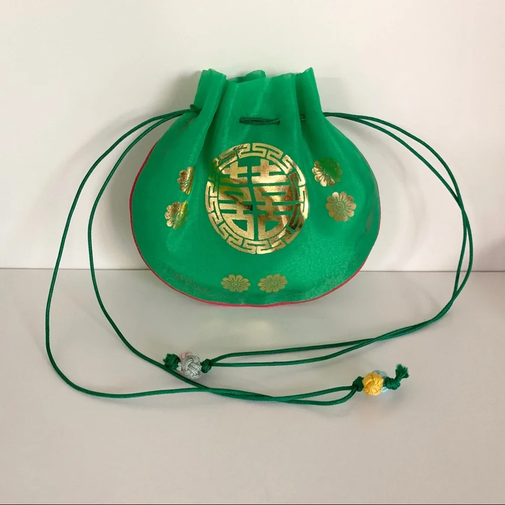 Hold 90’s vintage pouch
